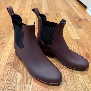 Burgundy/Brown Ankle Rain Boots ☔️